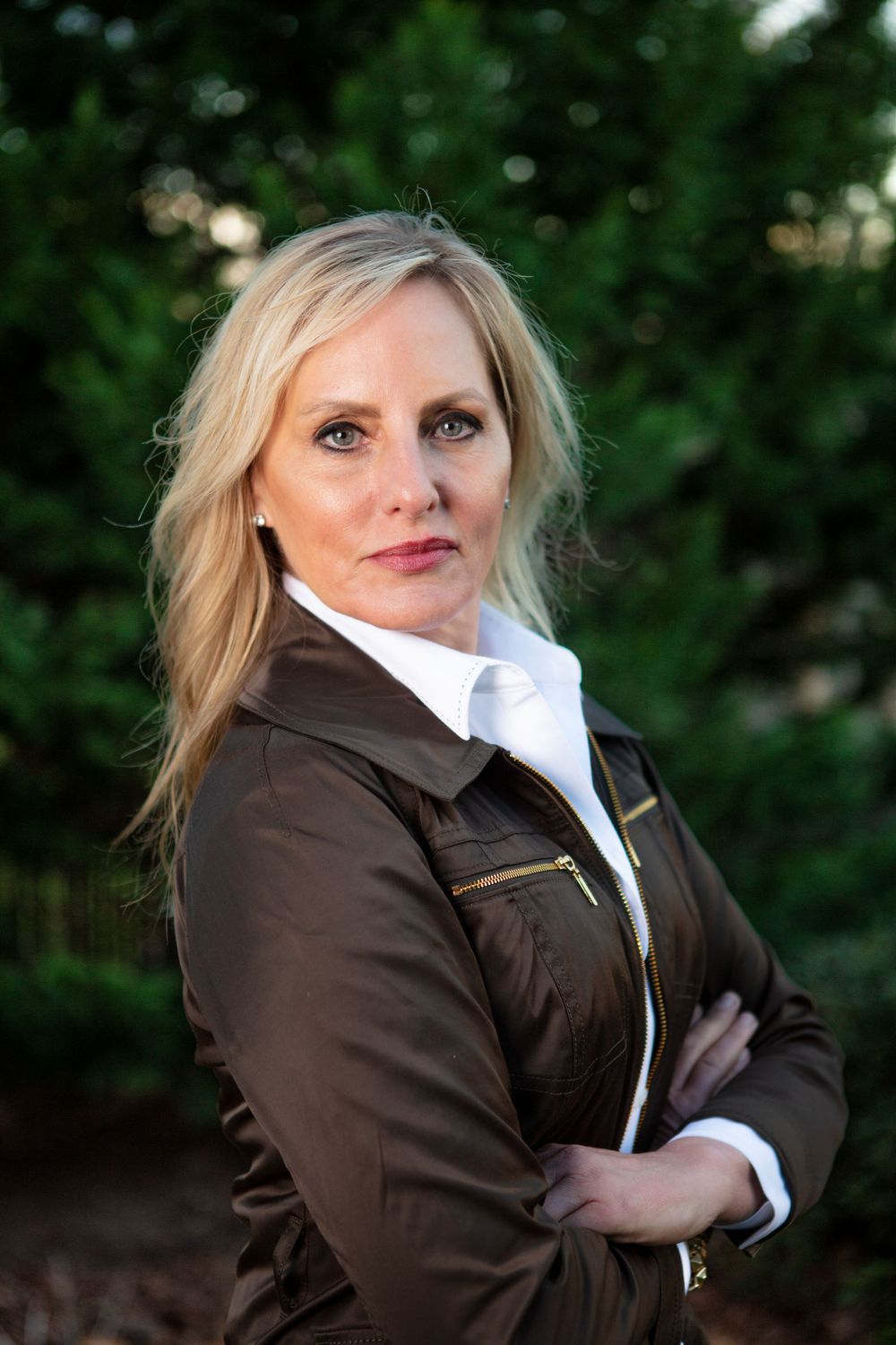 corporate headshot, modern contemporary headshots