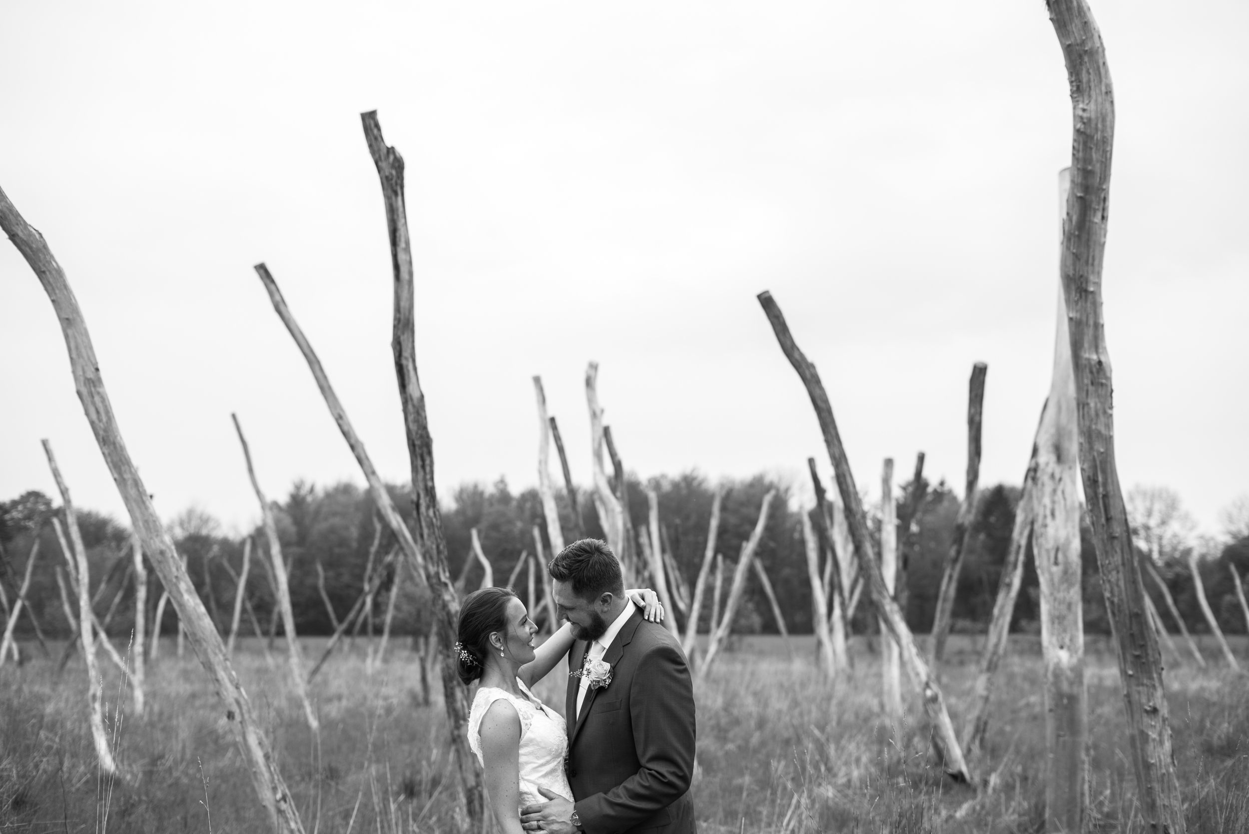 Timeless Wedding Photography. Photo Ideas for Brides. Grand Rapids Wedding Photography.