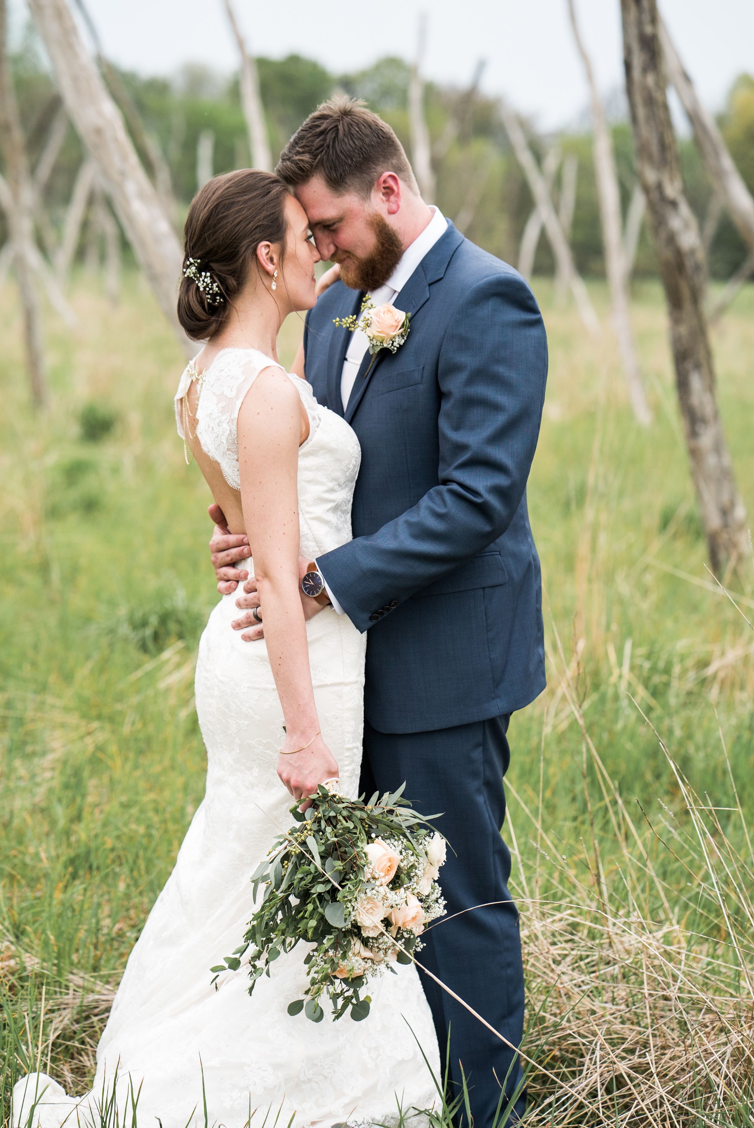Timeless Wedding Photography. Photo Ideas for Brides. Grand Rapids Wedding Photography.