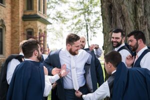 Timeless Wedding Photography. Photo Ideas for Brides. Grand Rapids Wedding Photography.