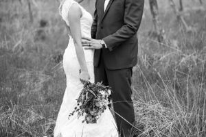 Timeless Wedding Photography. Photo Ideas for Brides. Grand Rapids Wedding Photography.