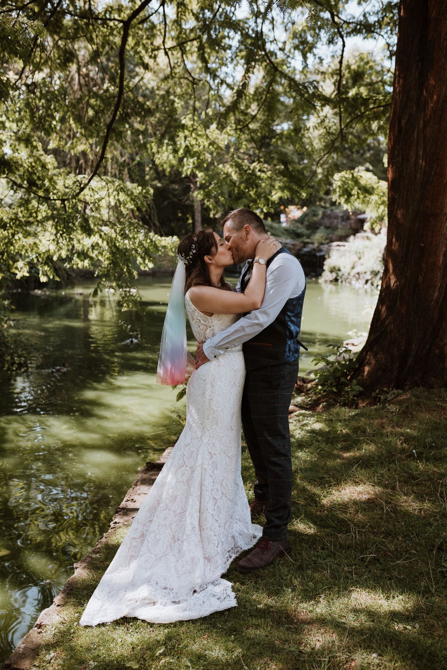 Calm and fun wedding photography in Wigan