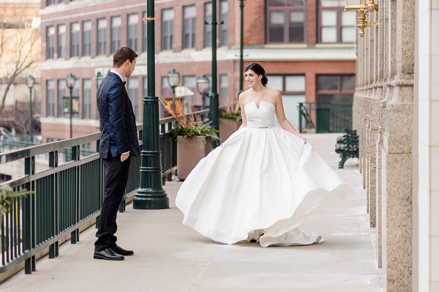 saint kate arts hotel wedding milwaukee wedding photographer downtown MKE kenosha photographer racine photographer bride