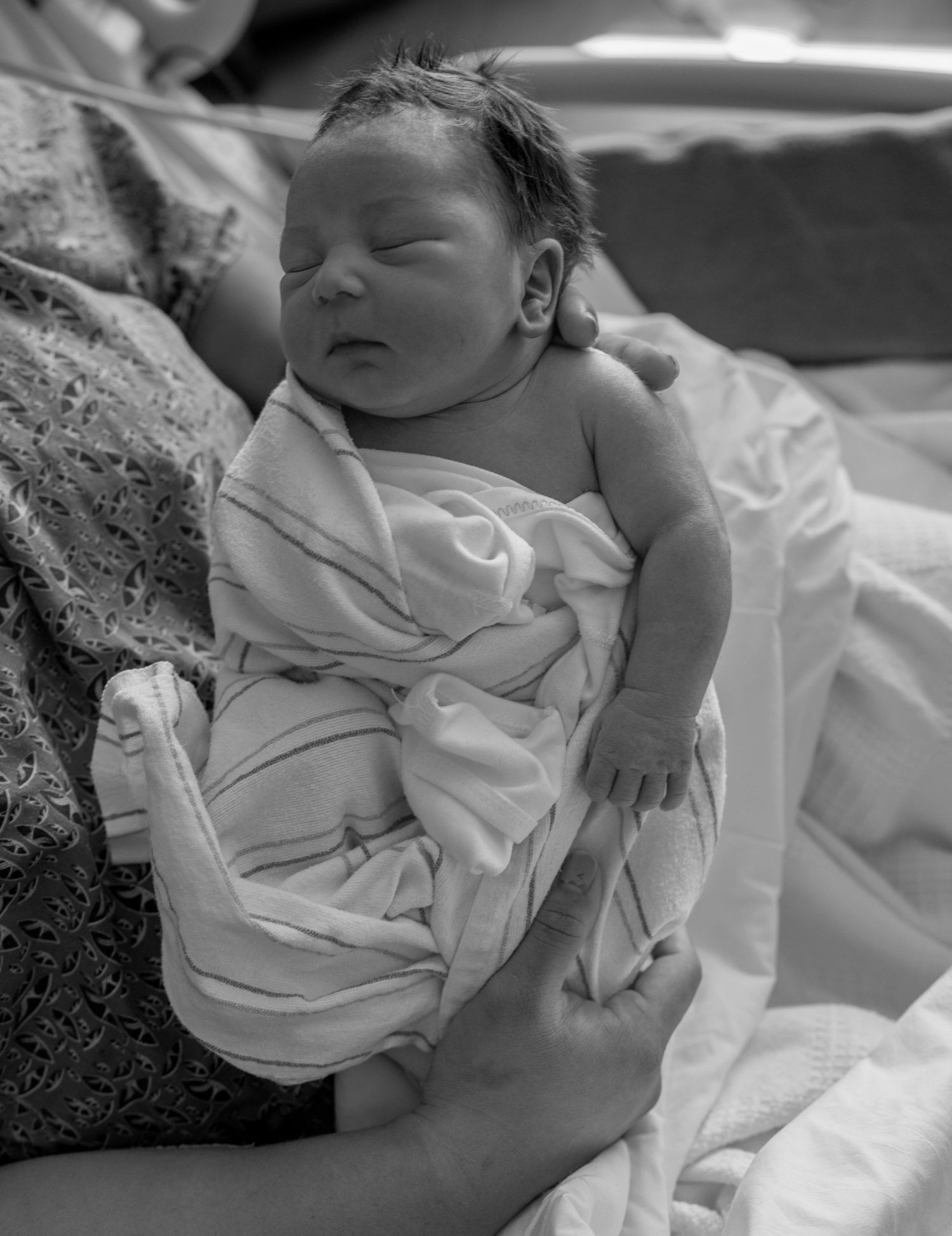 Las Vegas, NV fresh 48 photographer, newborn photographer, newborn lifestyle photographer. Fresh 48 Photography