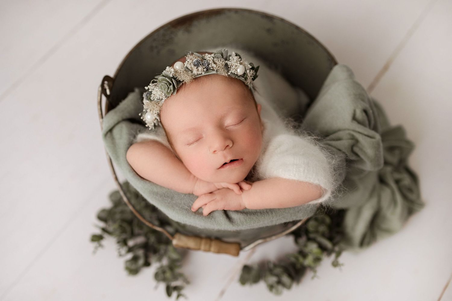 miami newborn photography, newborn portrait studio in miami, baby photos near me
