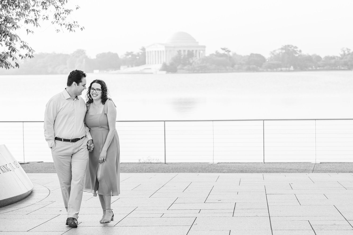 WASHINGTON DC ENGAGEMENT PICTURES JEFFERSON MEMORIAL TIDAL BASIN
