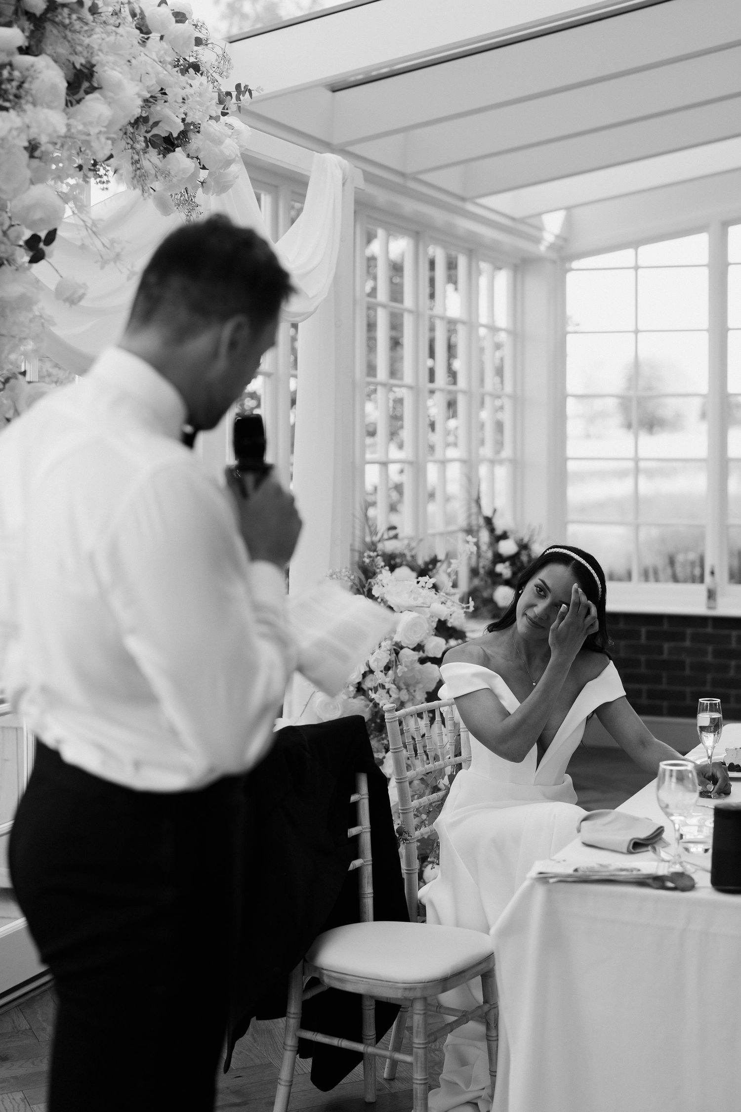 bride-and-groom-speeches-stockton-house-wedding-shropshire