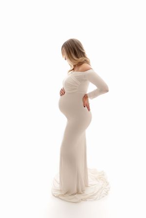 Buffalo & WNY newborn photographers, newborn photography, newborn session, maternity portraits, maternity photos