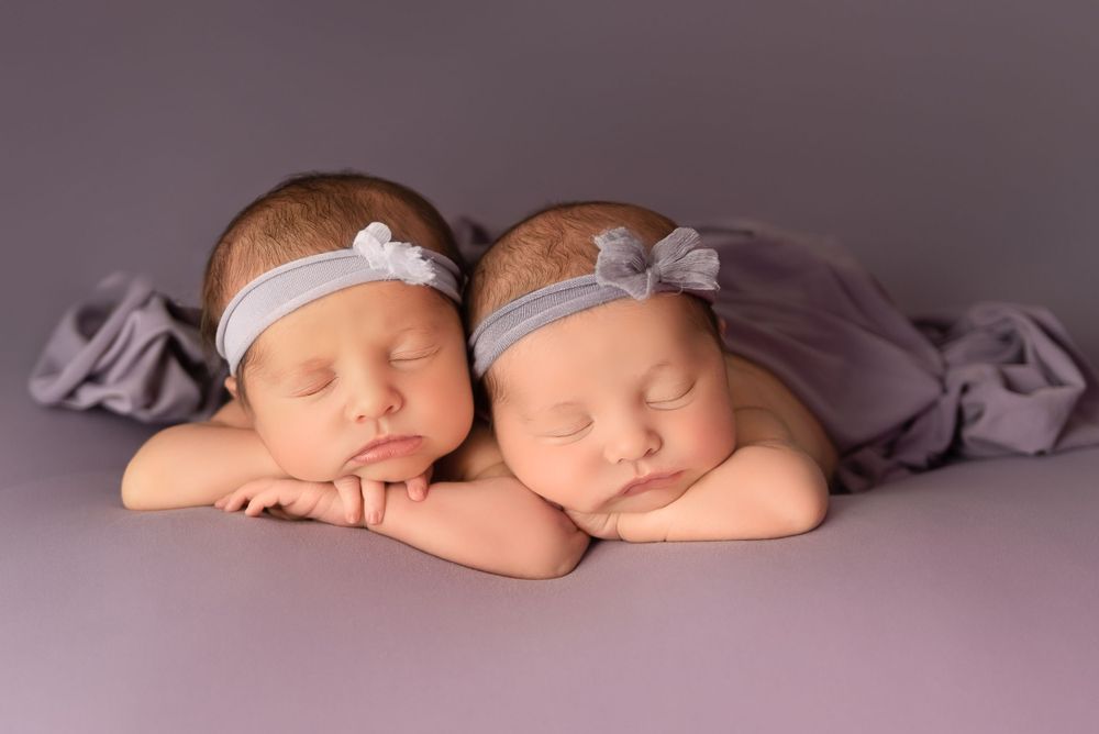 Buffalo & WNY newborn photographers, newborn photography, newborn session, maternity portraits, maternity photos