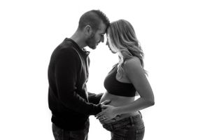 Buffalo & WNY newborn photographers, newborn photography, newborn session, maternity portraits, maternity photos