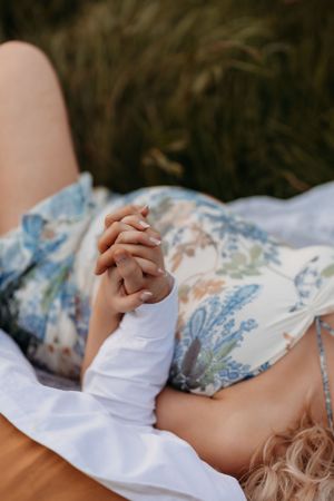 pregnancy photographer Shropshire - Lifestyle family photography from a family photoshoot in shrewsbury