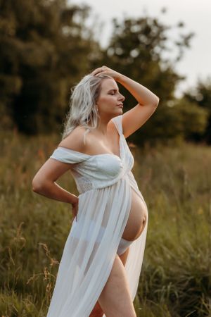 motherhood maternity photoshoot -Lifestyle family photography from a family photoshoot in shrewsbury