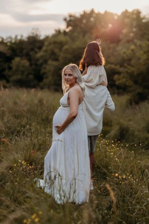 Sunset family photoshoot in Shropshire - Lifestyle family photography from a family photoshoot in shrewsbury