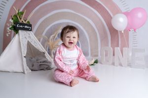 #cakesmash #firstbirthday #cakesmashphotoshoot #cakesmashphotography #wigancakesmashphotoshoot