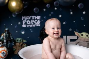 #cakesmash #firstbirthday #cakesmashphotoshoot #cakesmashphotography #wigancakesmashphotoshoot