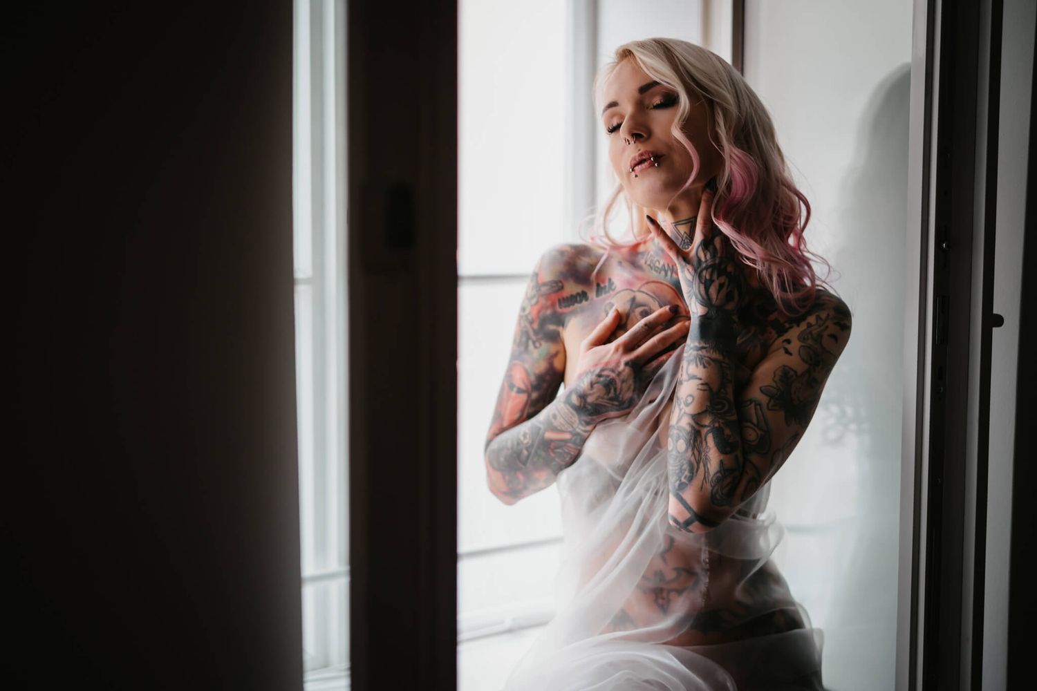 Boudoir shooting linz boudoirshooting boudoirfotos boudoirfotograf oberoesterreich oesterreich stilvoll sensual nude akt