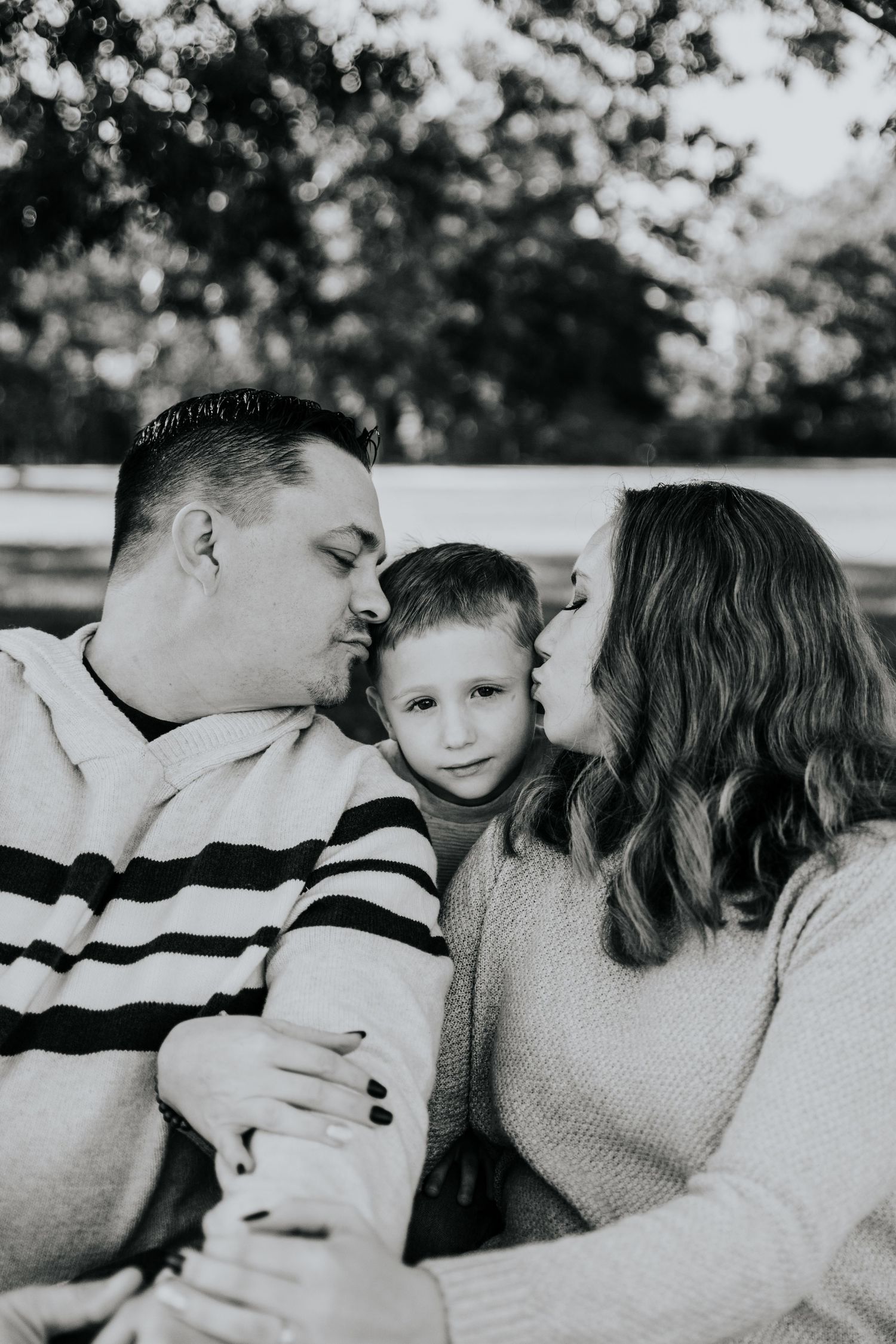 South Jersey Wedding Photographer. Budget Friendly. South Jersey Wedding specilist. Family Session. Weddings, Elopements, Engagments.