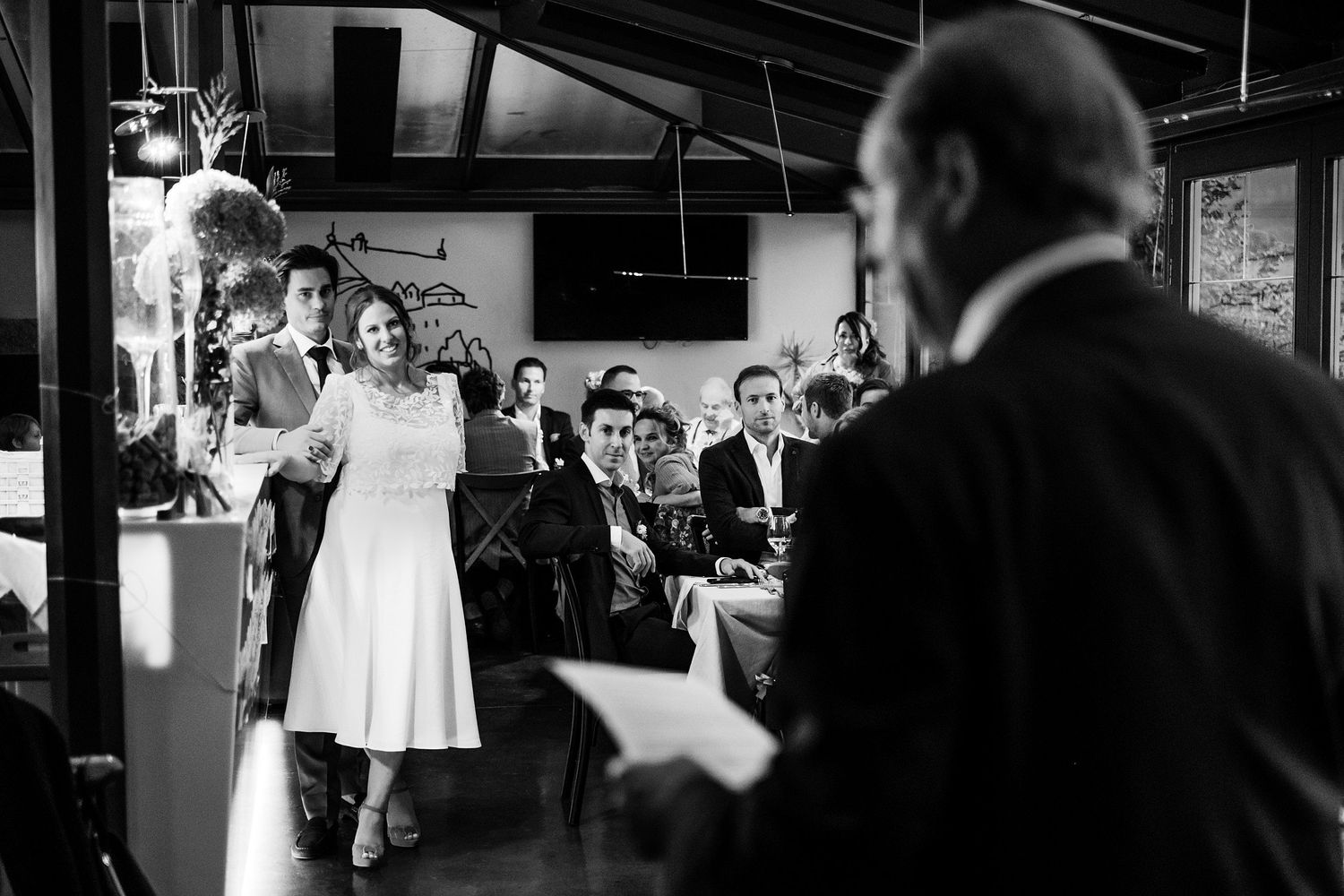 TLOOK photographe de mariage de style documentaire, domaine de Bovy soirée avec les mariés discours du papa