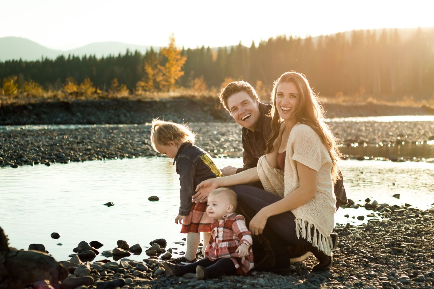 Beautiful authentic lifestyle family photography in Calgary Alberta by Love & Sunshine Photography.
