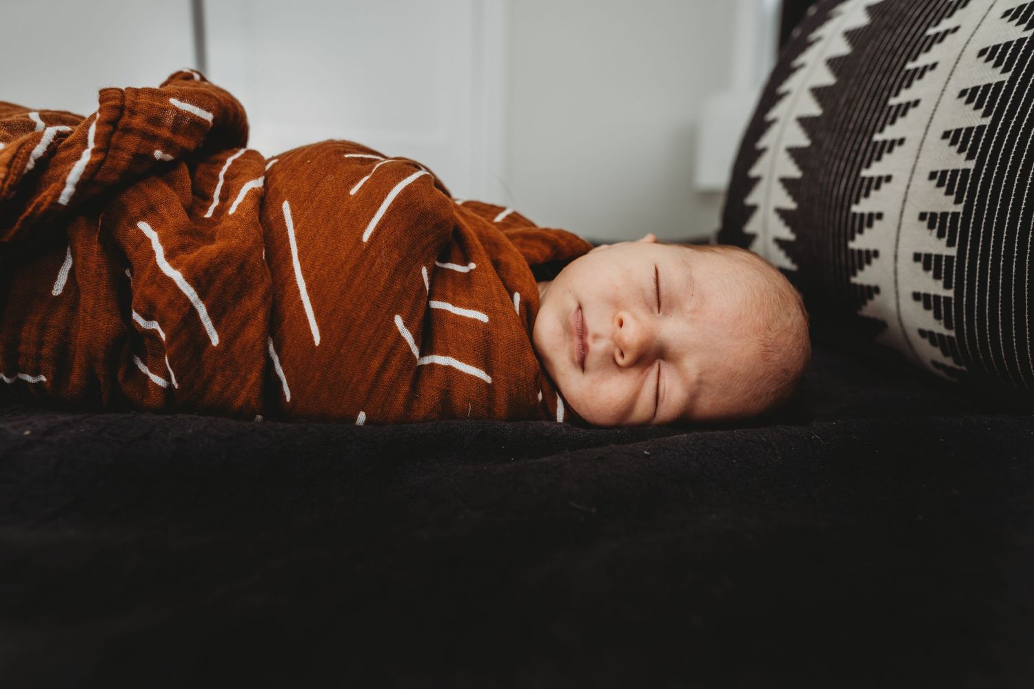 puyallup birth photographer, tacoma birth photographer, bravely birth, mother wolf birth photography, Laoch midwifery