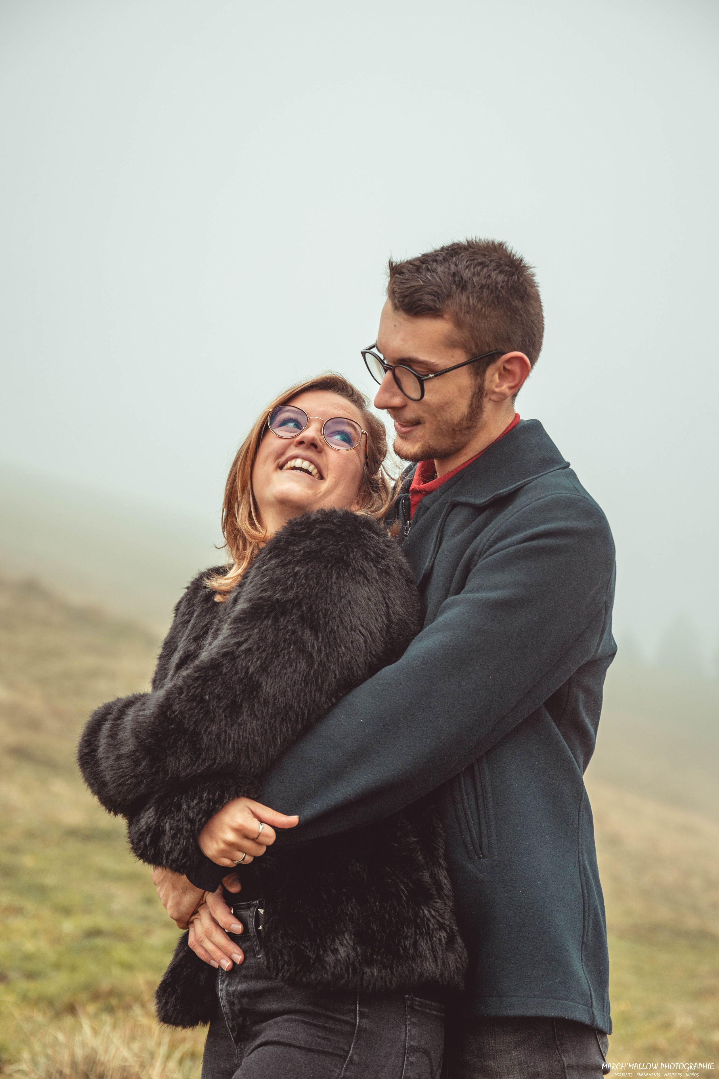 Portrait d'un couple en montagne Auvergne-Rhône-Alpes par March'Mallow Photographie