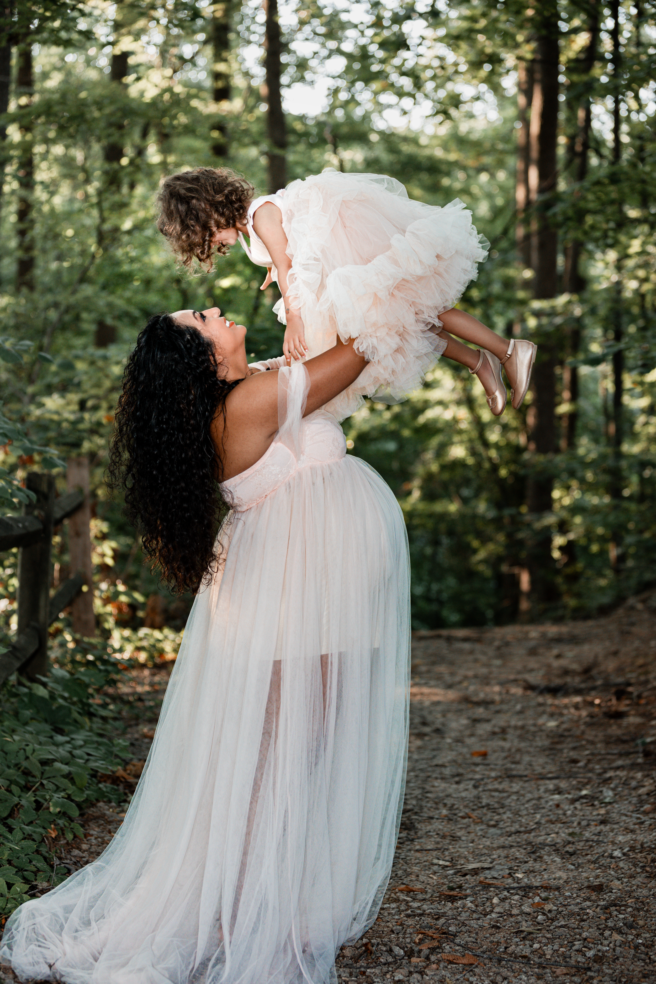 Maternity Photoshoot Dumfries. Bristow maternity. Mother and Daughter Photography Manassas.