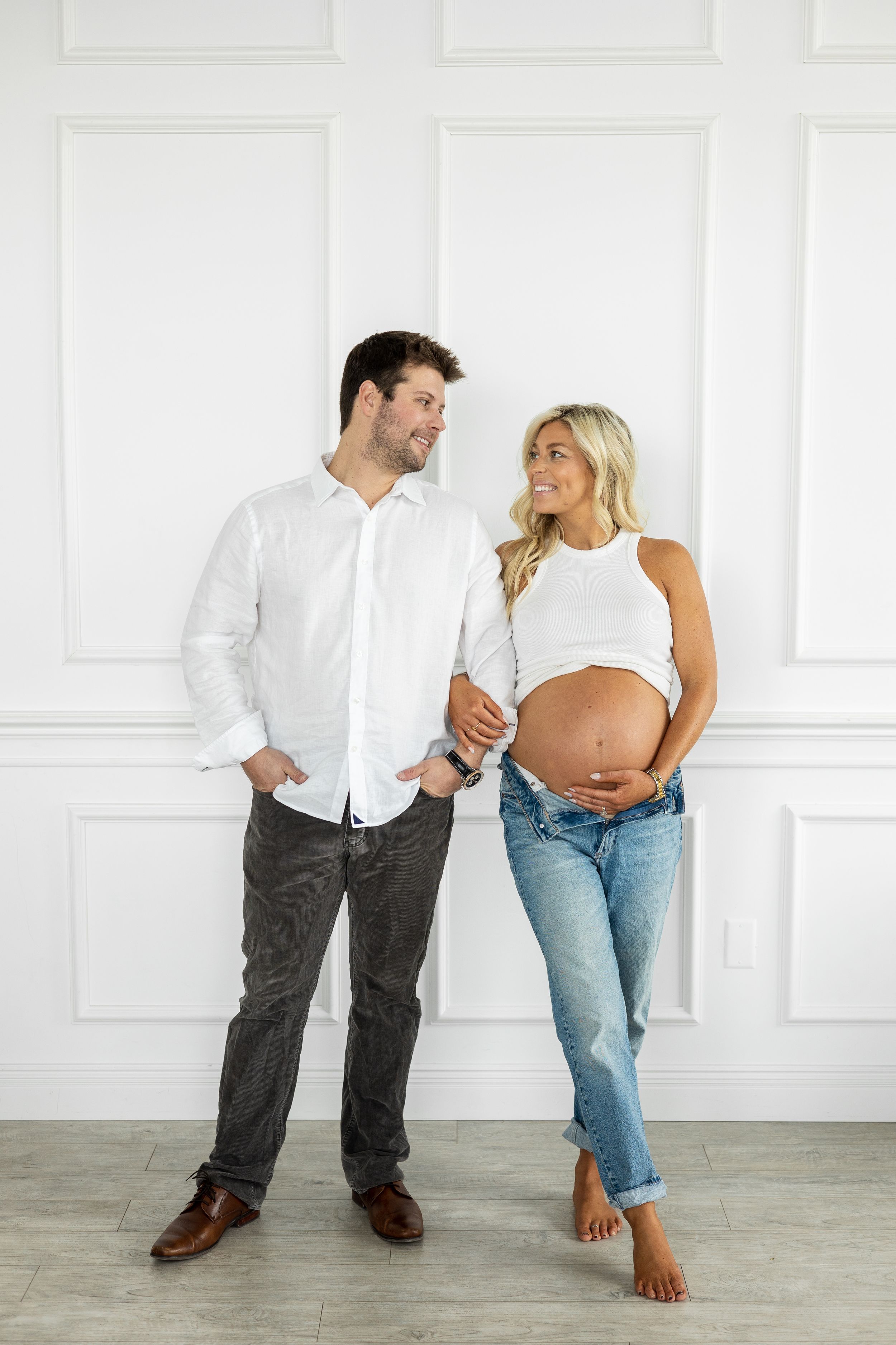 Pittsburgh maternity photographer