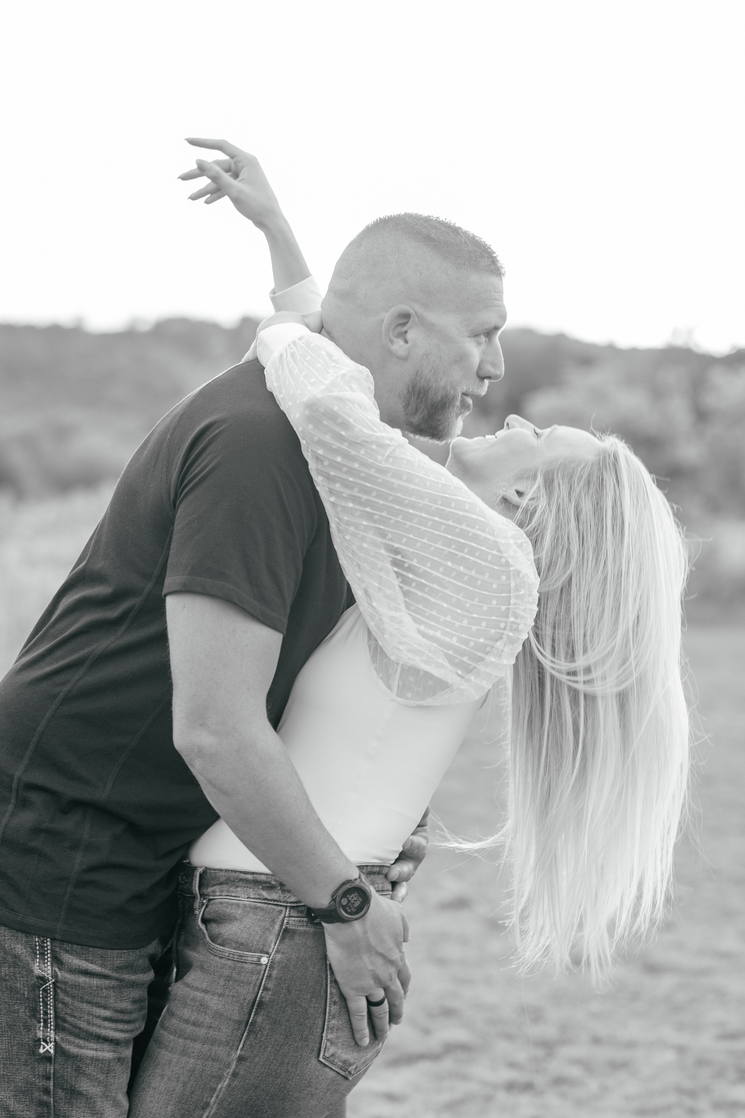Pittsburgh engagement photographer at sunset