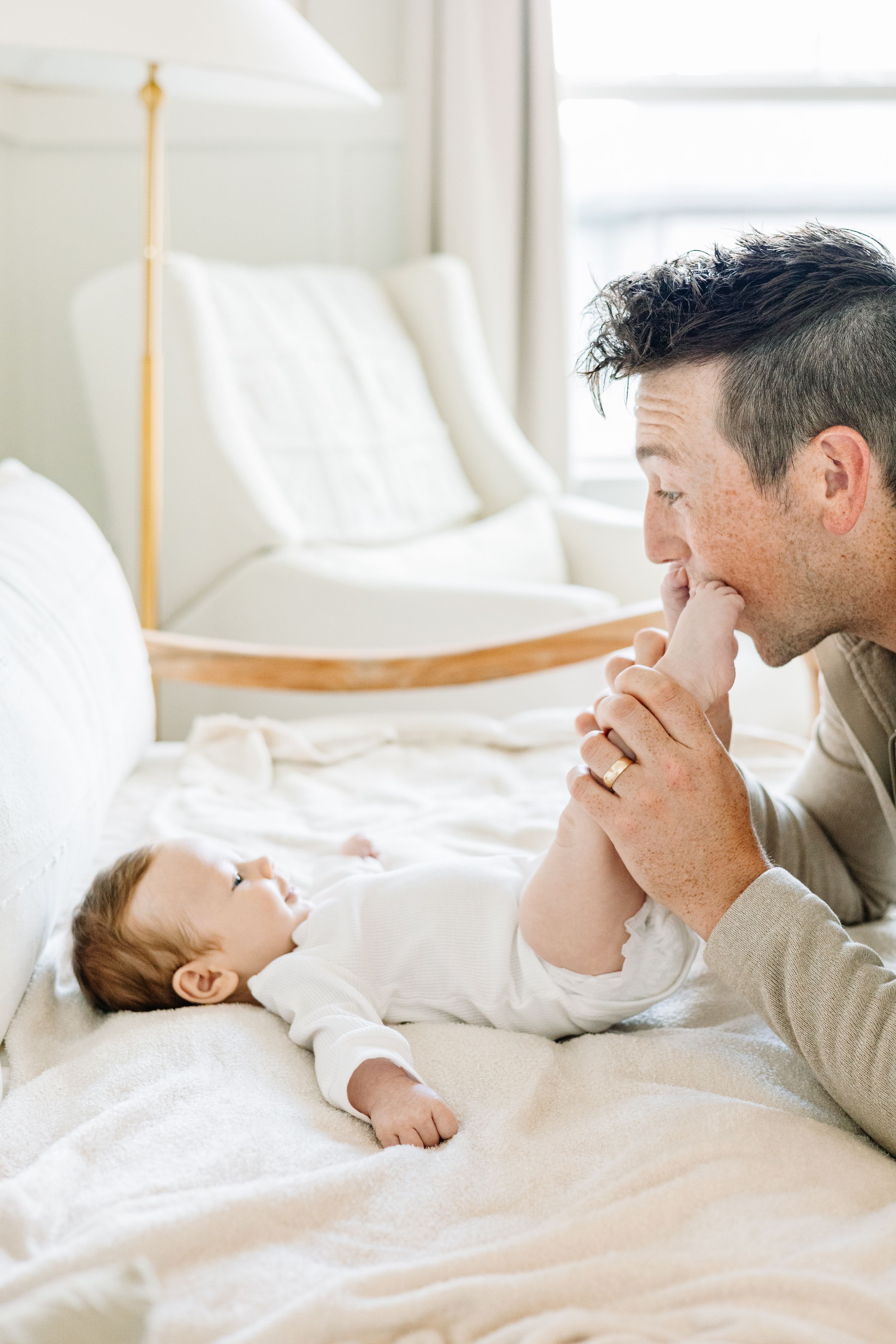 Pittsburgh newborn photographer