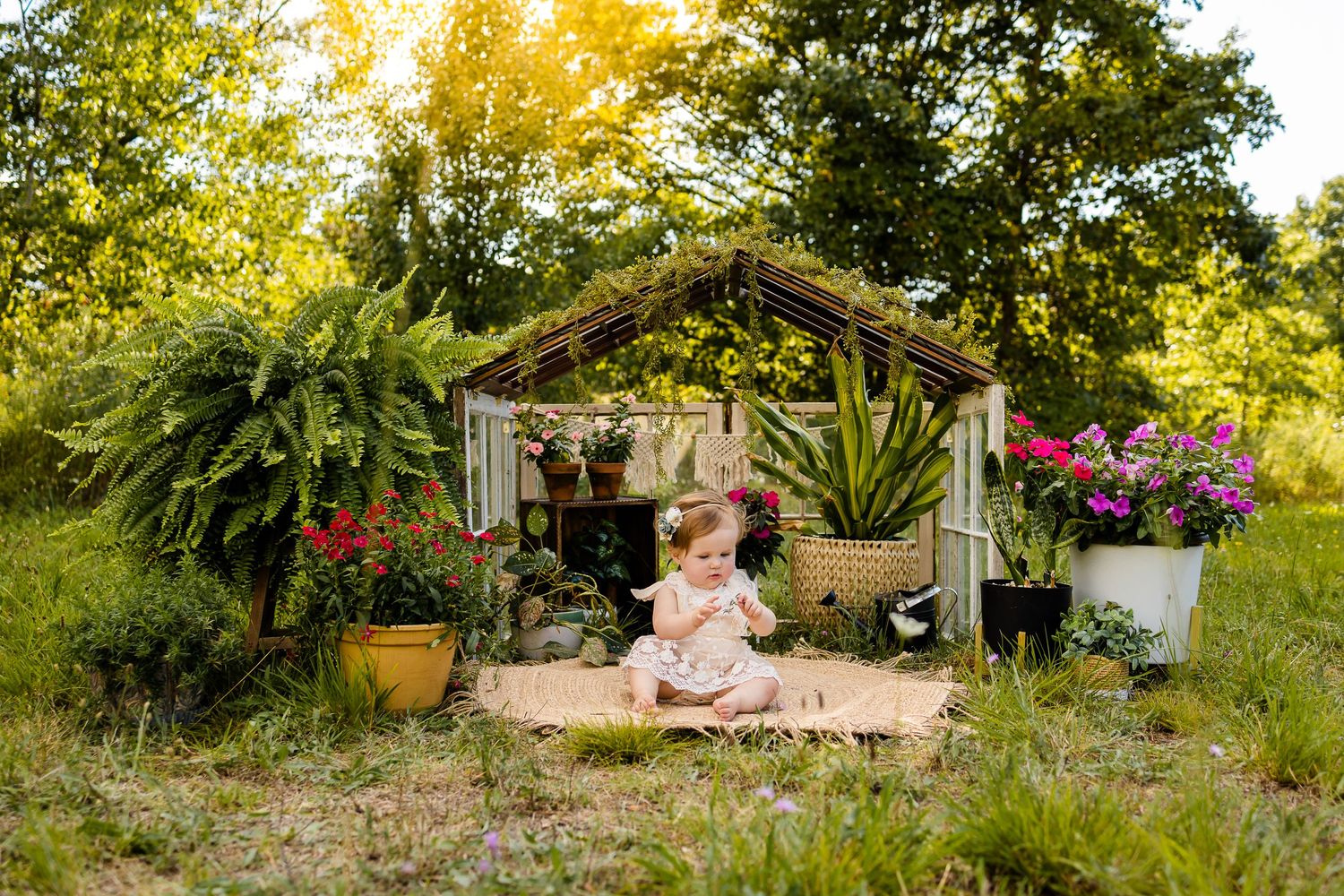 baby first birthday outdoor pictures