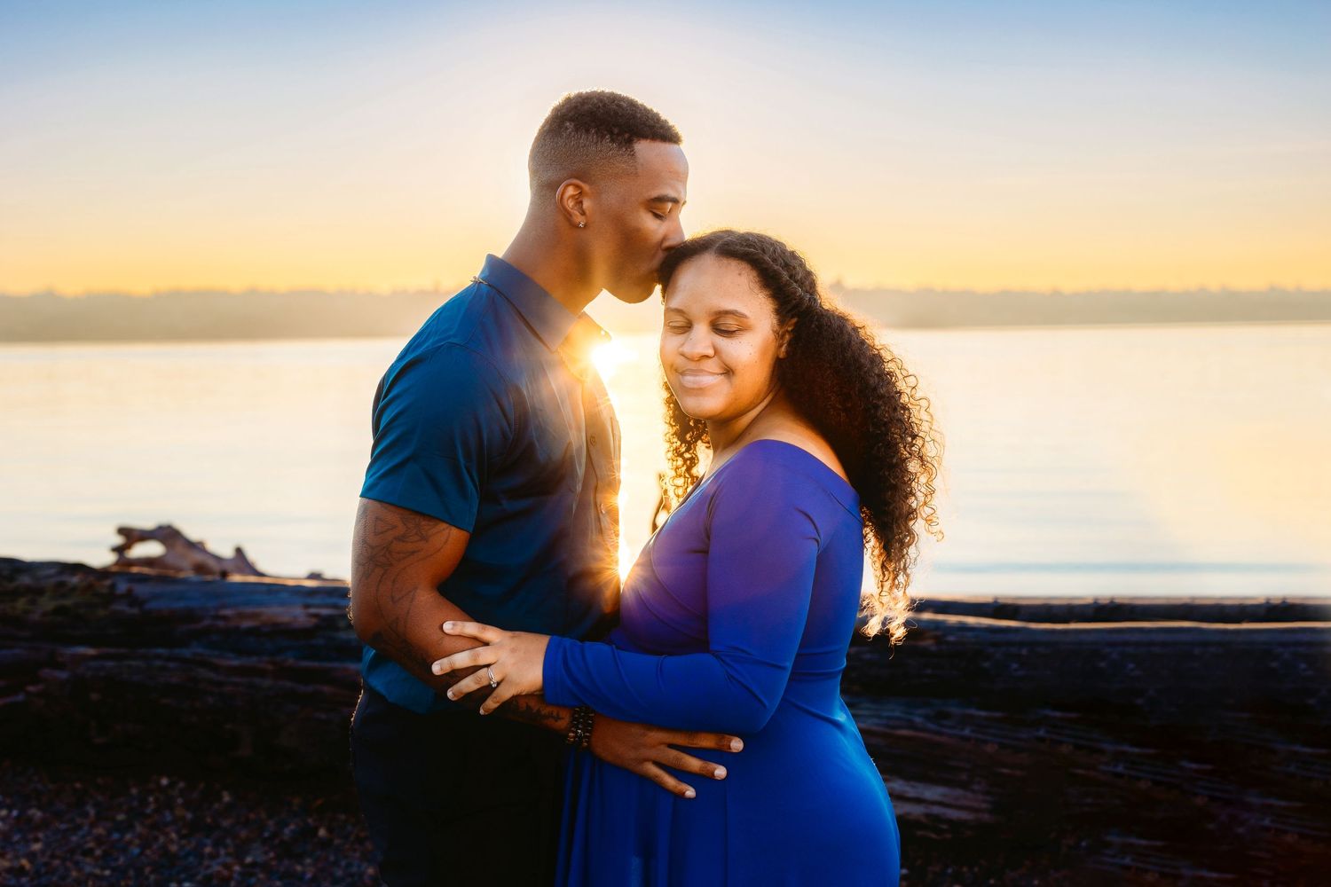 Maternity Session at Browns Point Lighthouse in Tacoma Washington