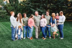 BYU Idaho Ricks Gardens Extended Family Session