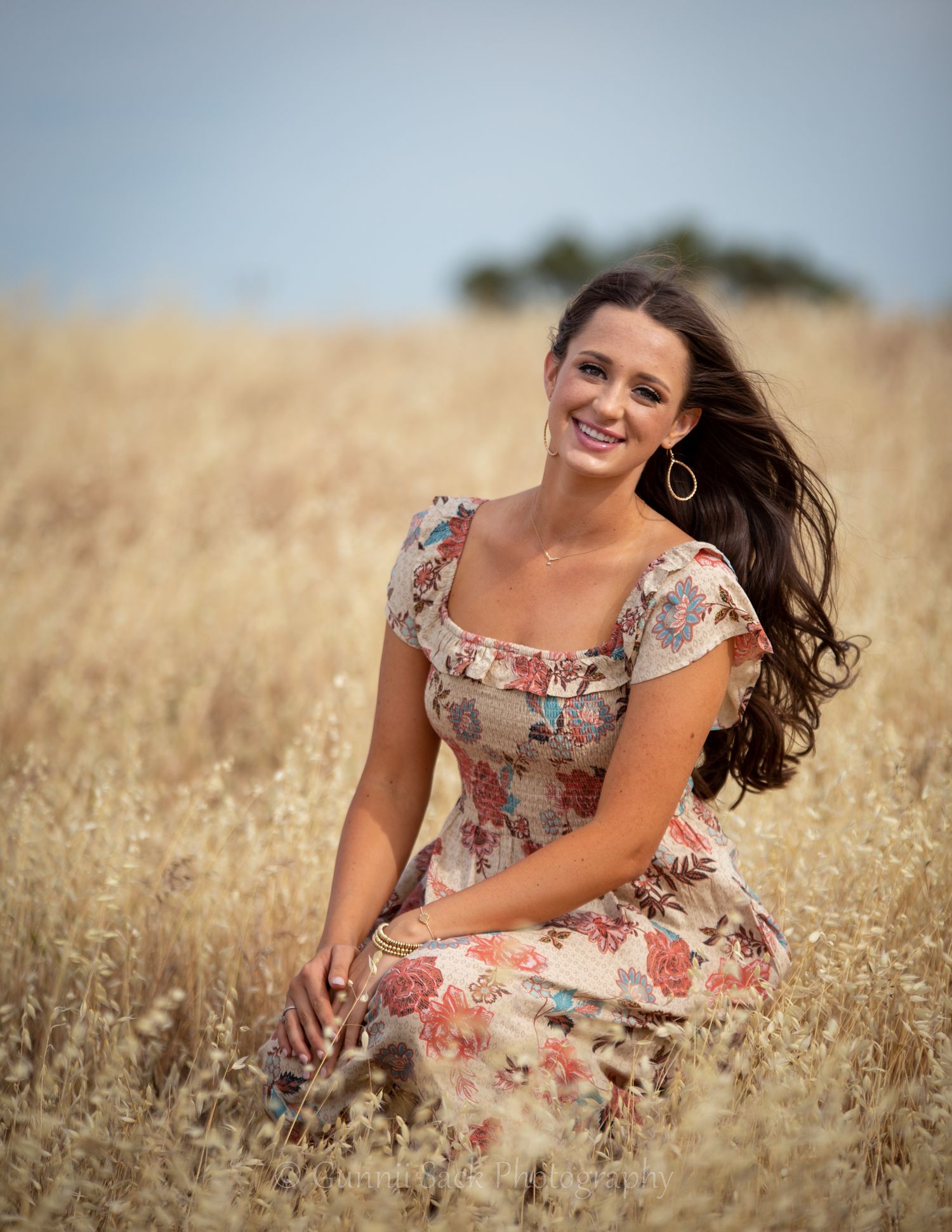 gunnii sack photography, graduation photo surfing, lake shoot, class of 2022, calaveras