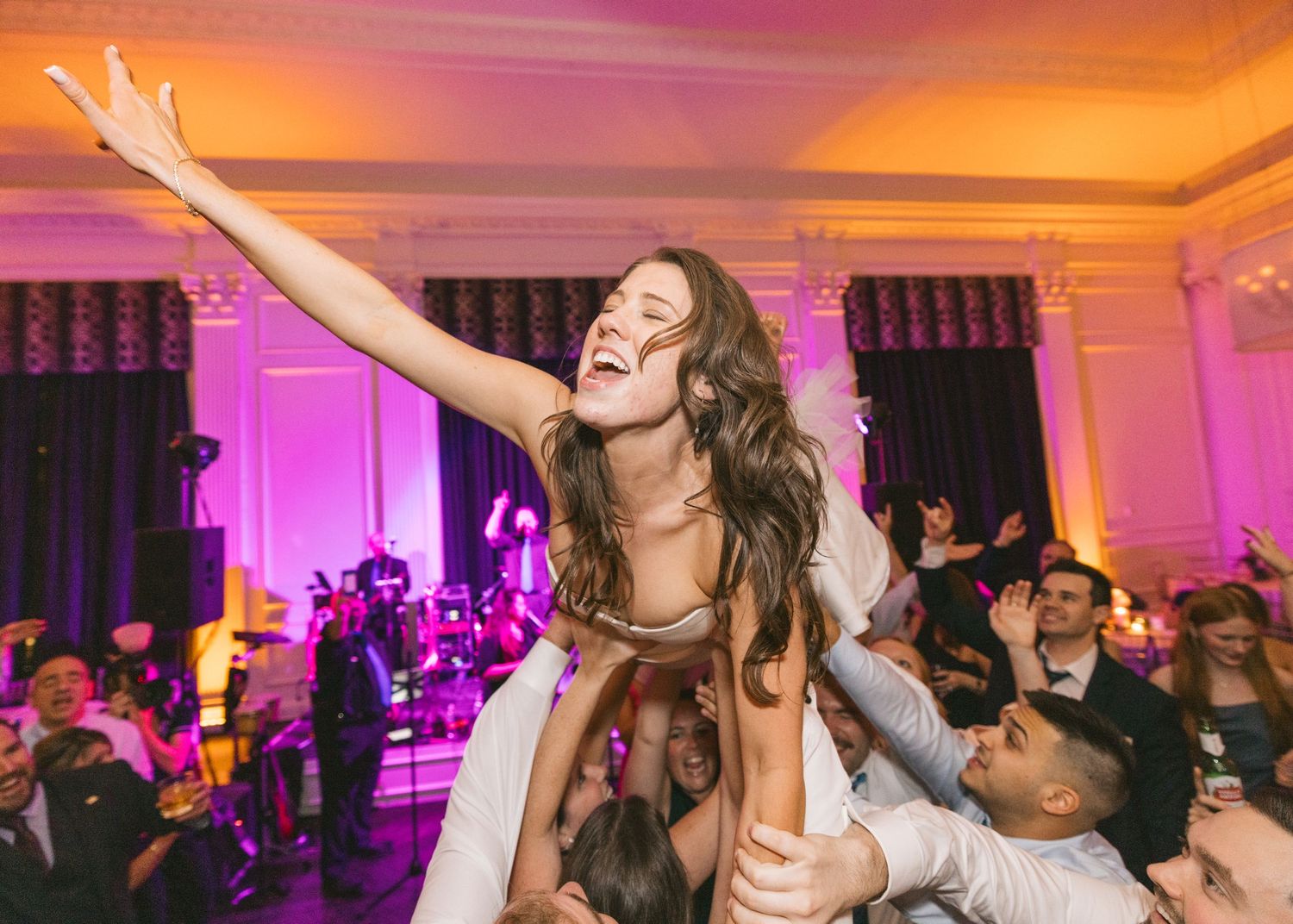 Richmond Virginia wedding photography videography Philadelphia bride bridal paper and gold weddings Emily Butz photo