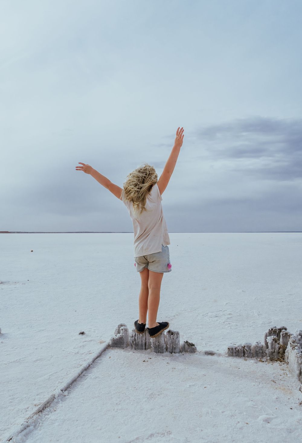 PORT HEDLAND MATERNITY NEWBORN FAMILY MOTHERHOOD PHOTOGRAPHER