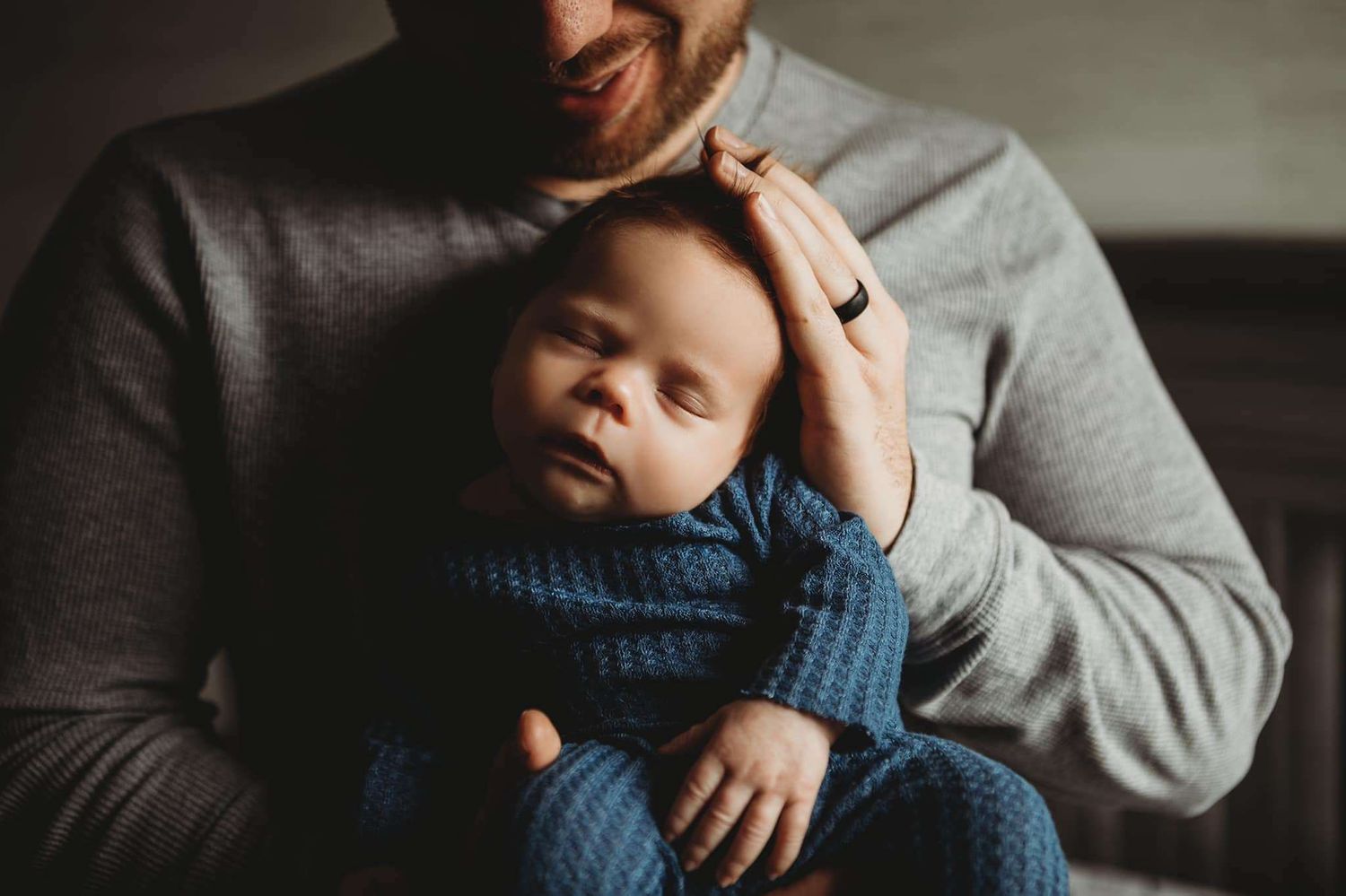 newborn family lifestyle session cincinnati ohio