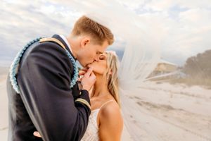 Connecticut's breathtaking landscapes as the backdrop for couple's love