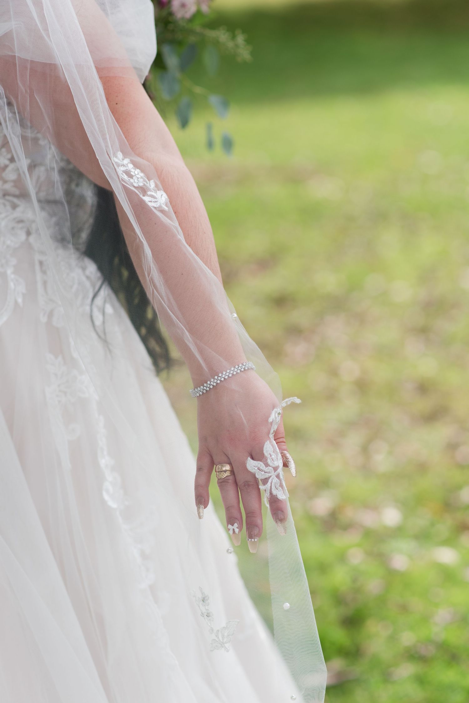 Veil Alternatives, wedding photographer in ottawa, local ottawa wedding photographers, wedding photographers near me,
