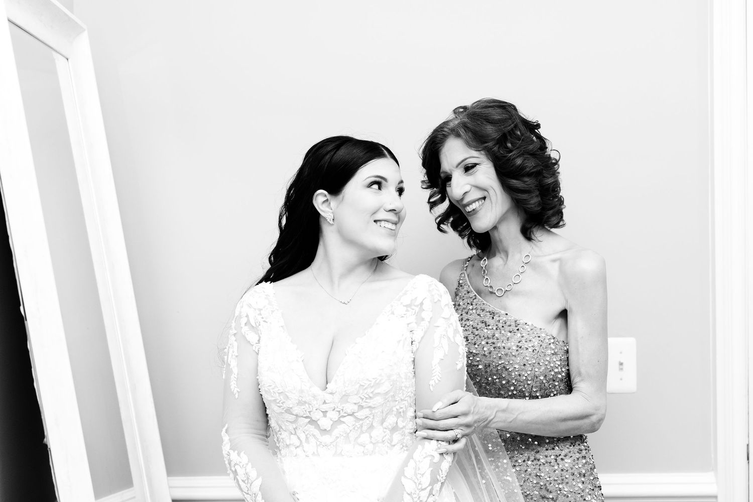 Lehigh Valley Wedding Photographer at The View at Morgan Hill Fall Wedding