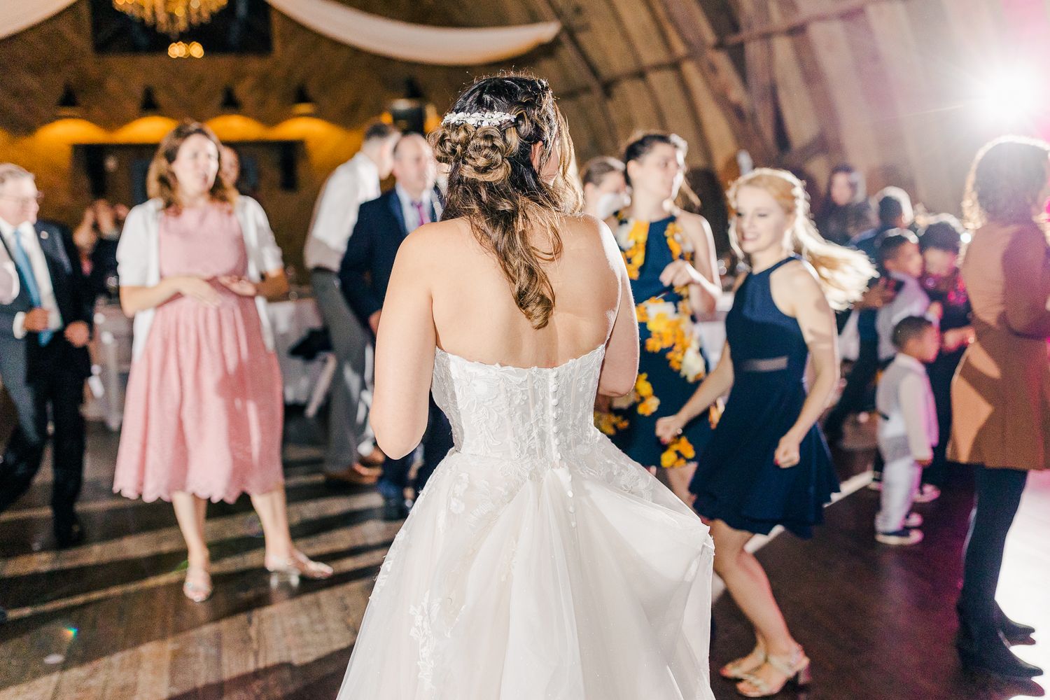SWEENEY BARN VIRGINIA WEDDING PICTURES