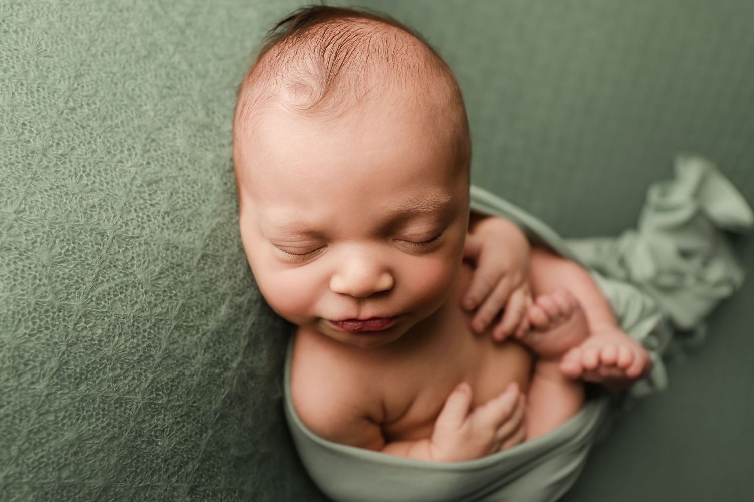 fine art posed newborn, newborn baby boy, details