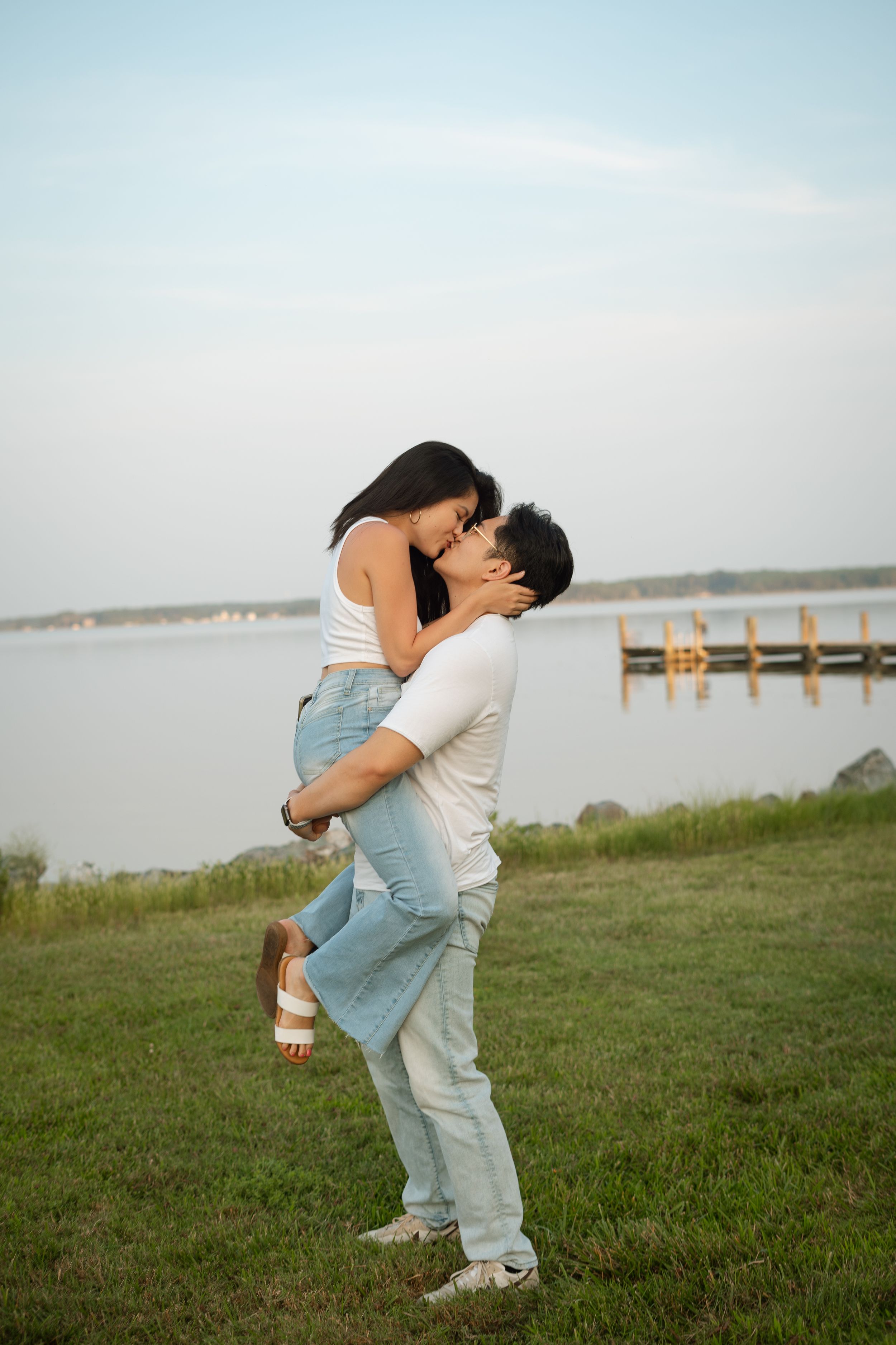 san antonio kissing couple photos