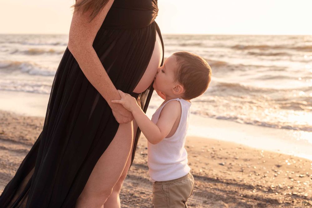 buffalo maternity photographer, maternity photographer buffalo ny, woodlawn beach maternity photos