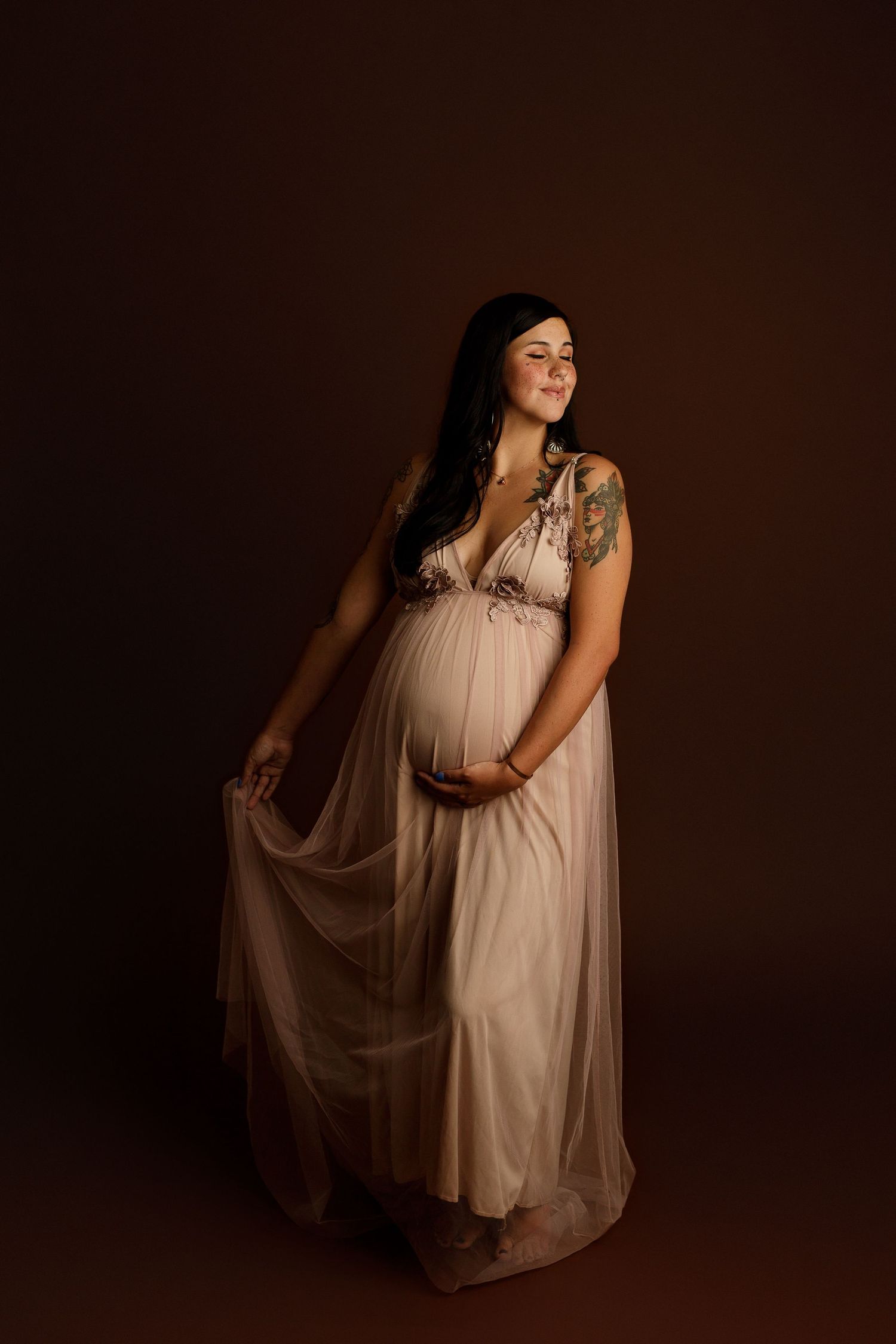 Wichita maternity photographer, pregnancy photoshoot near me, maternity photography in Wichita