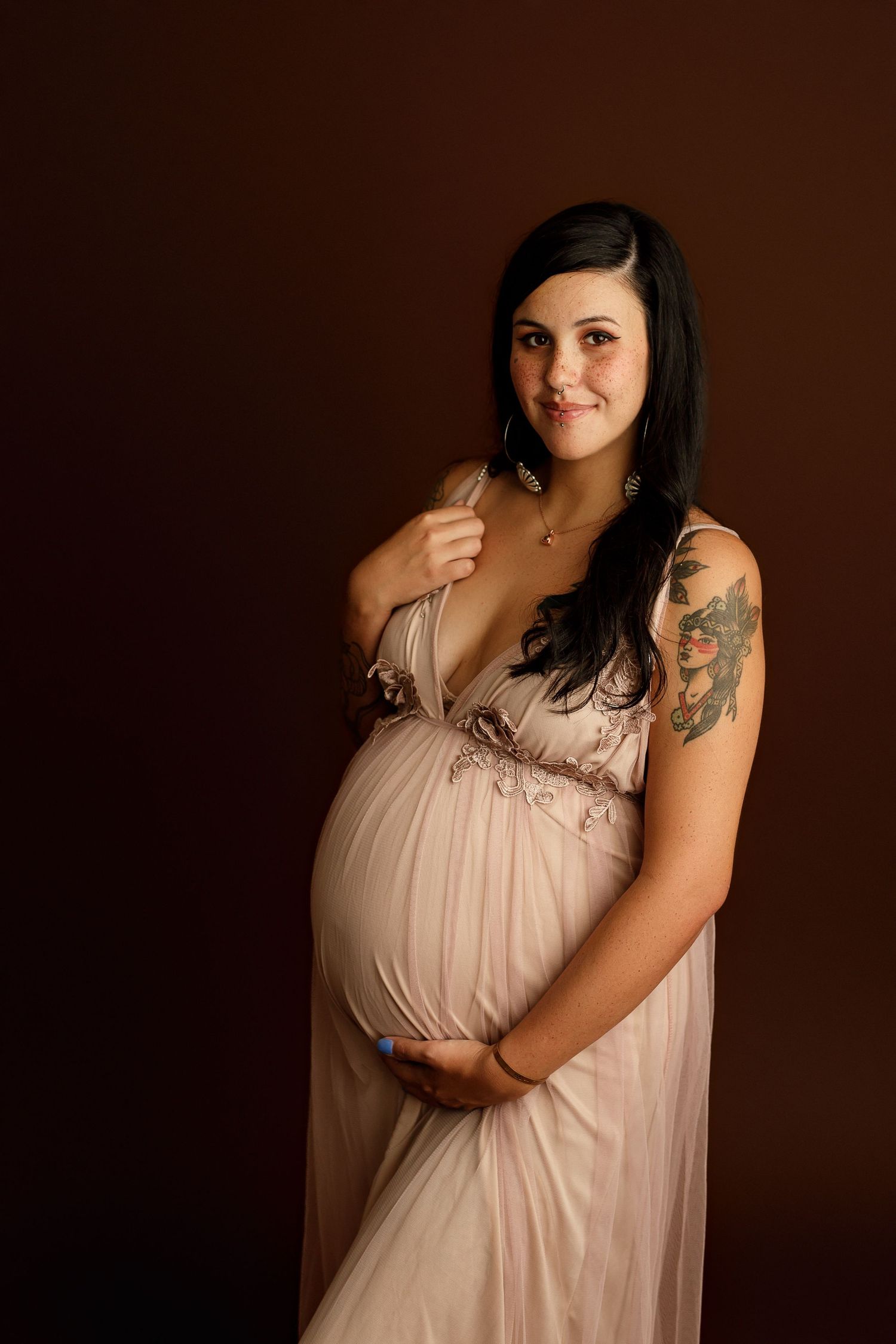 Wichita maternity photographer, pregnancy photoshoot near me, maternity photography in Wichita