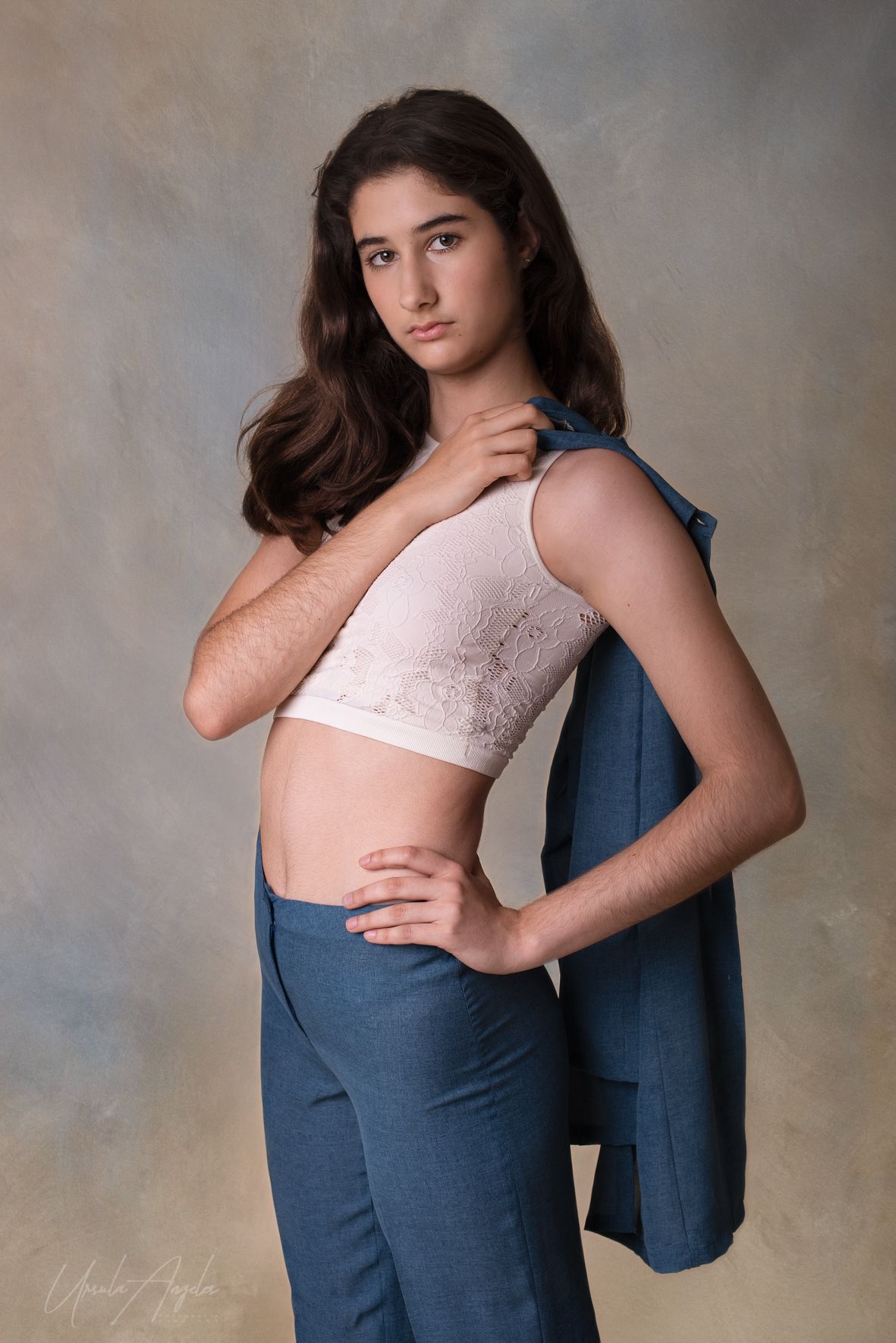 Foto retrato personal joven mujer + URSULA ANGELES PHOTOGRAPHY
