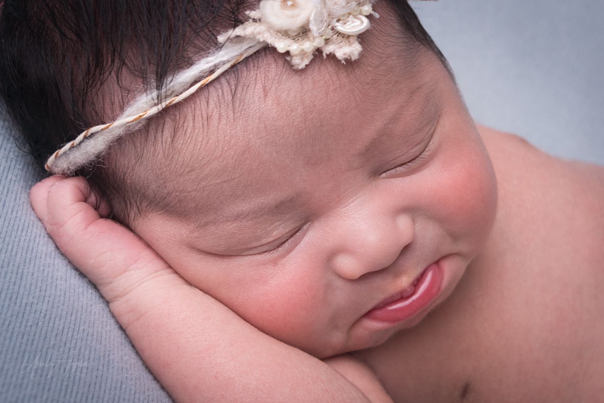 Foto Newborn niña + URSULA ANGELES PHOTOGRAPHY
