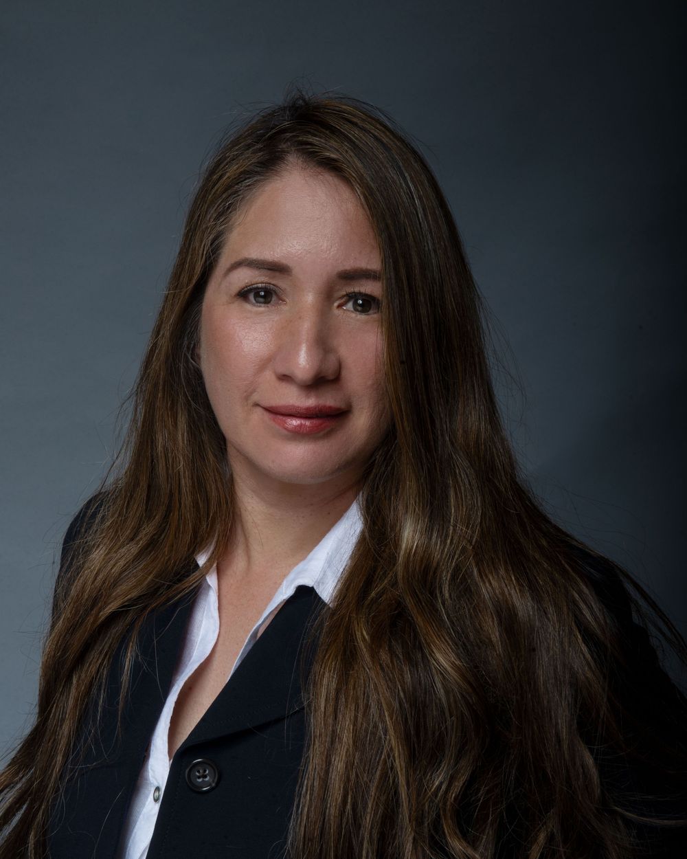 Westlake California Realtor Headshot, Studio Headshots Ventura County, realtor marketing content, women headshot