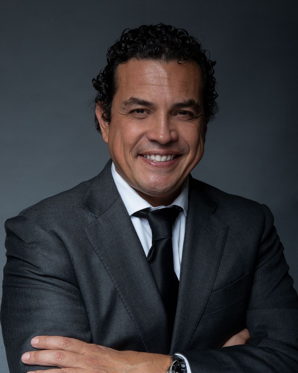 Santa Barbara California Realtor Headshot, Studio Head shots Ventura County, Man in business attire