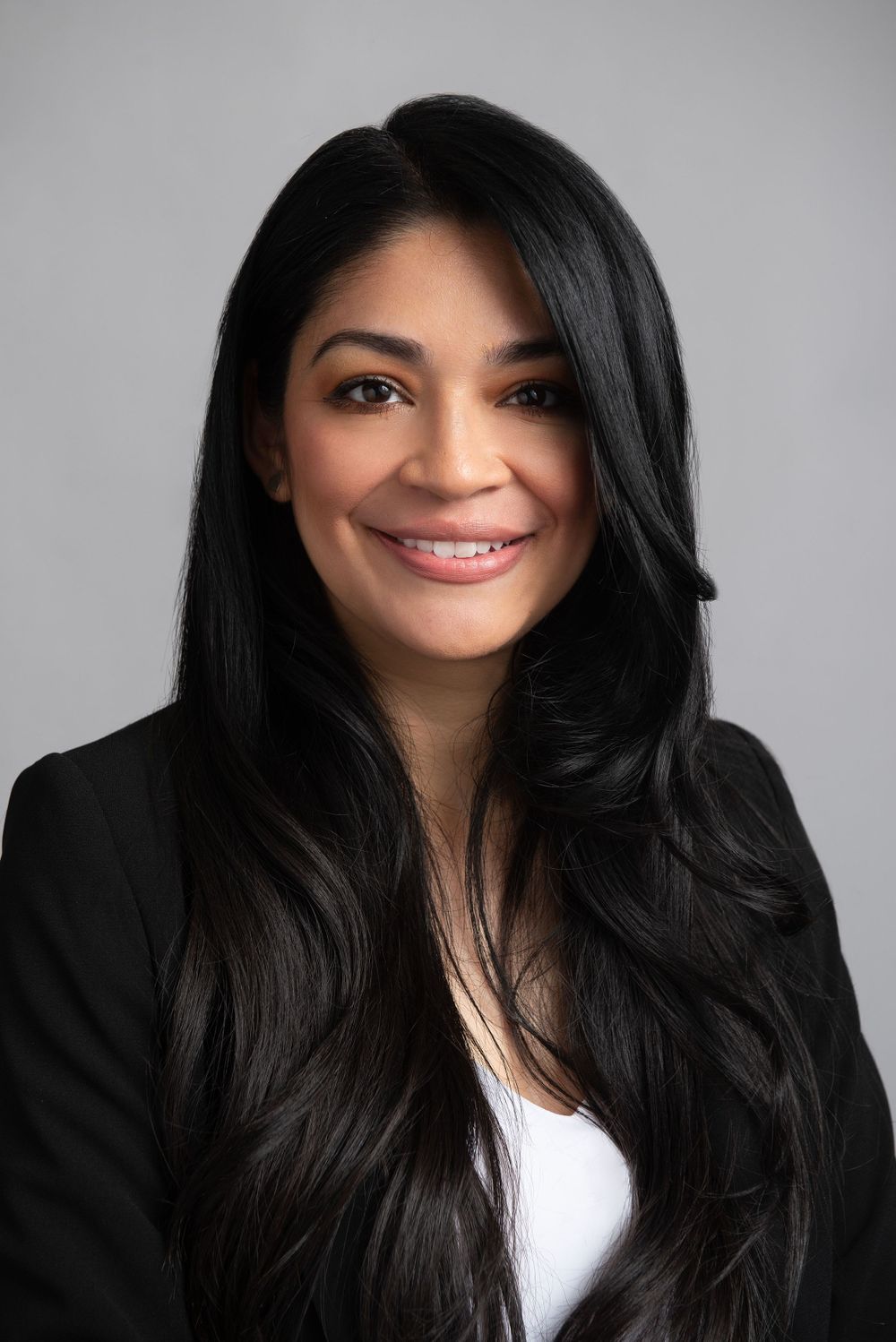 Camarillo California Realtor Headshot, Studio Headshots Ventura County, realtor marketing content, women headshot